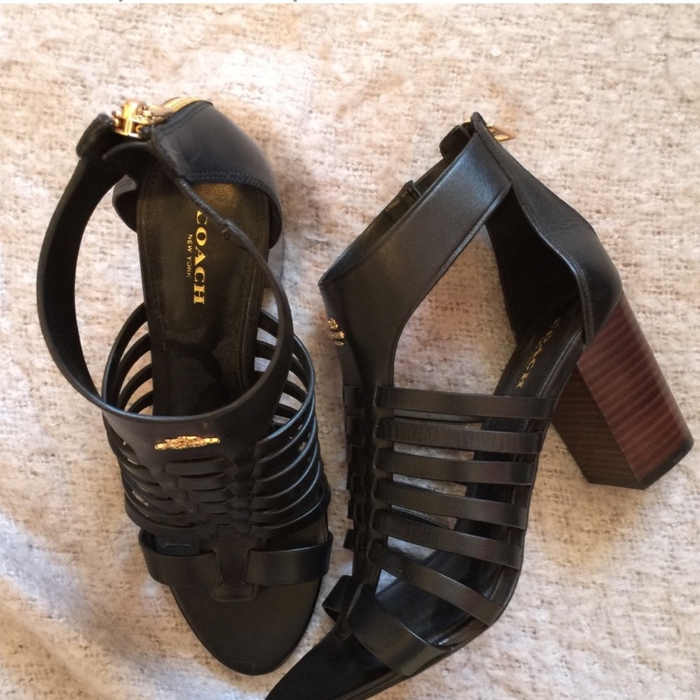 Coach heels size 8